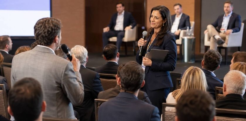 How Moderators Manage Q&A Sessions