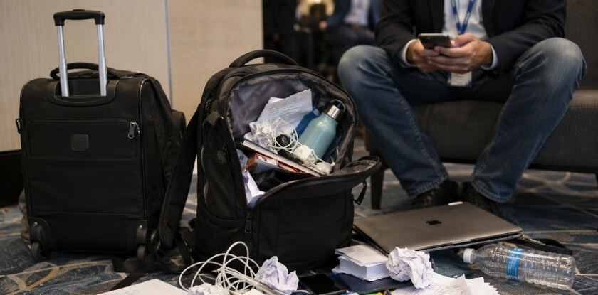 How to Manage Your Bag While Networking at a Conference